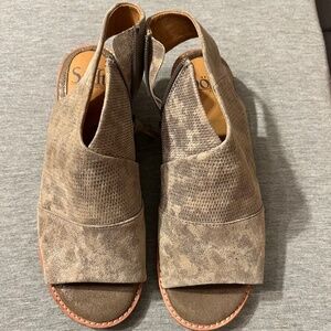 Sofft Sandals